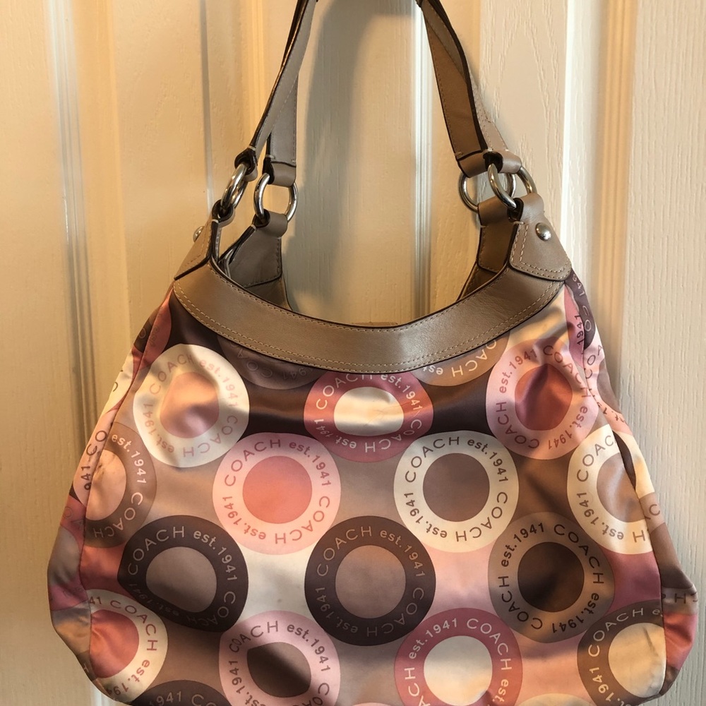 Coach multi-pocket shoulder bag - Picture 2 of 3